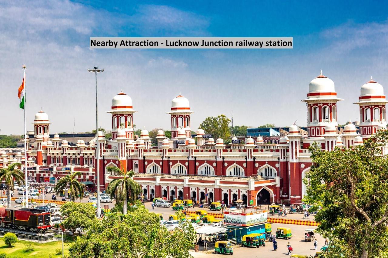 Oyo Hotel New Metro Near Phoenix United Lucknow Extérieur photo
